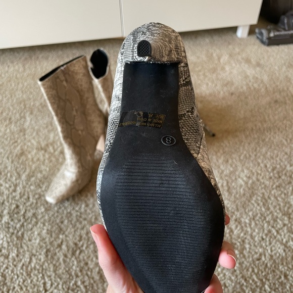 Wild Diva Boots - Picture 4 of 5